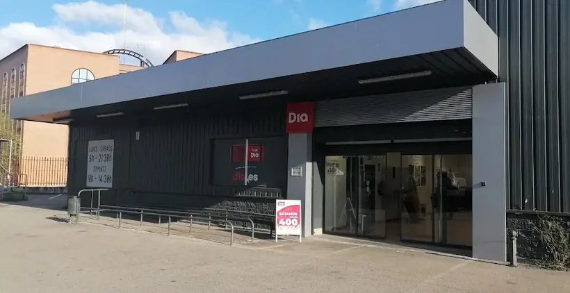 Dia en Calle De Uruguay 7, Fuenlabrada
