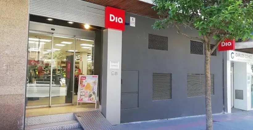 Dia en Calle Virgen del Amparo 46, Guadalajara