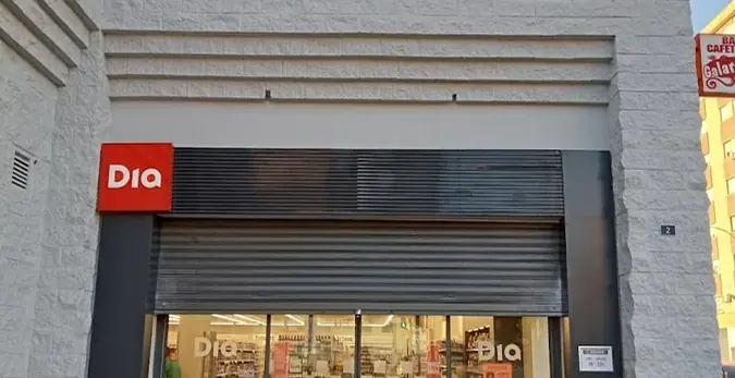 Dia en Calle Galaroza S/N, Huelva
