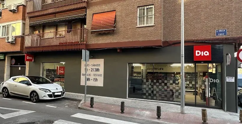 Dia en Calle Coruña 2, Leganés