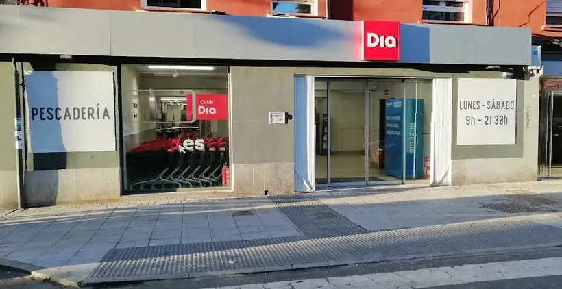Dia en Avenida Jose Maria Fernandez 54, León