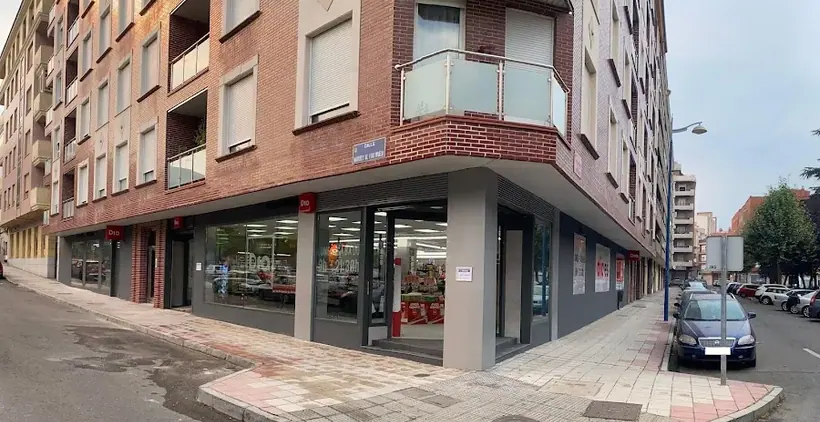 Dia en Calle Marques Fontiyuelo 3, León