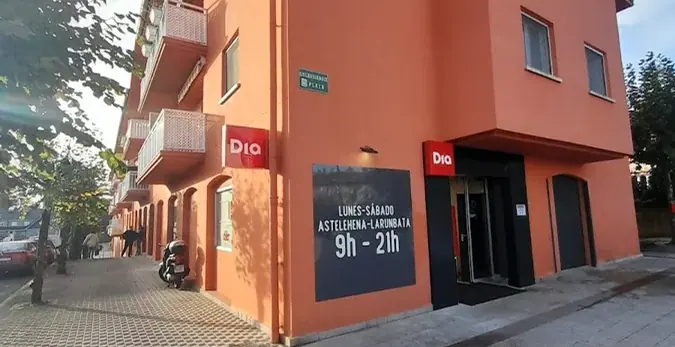 Dia en Calle Txulotxo 3 4 5, Lezo
