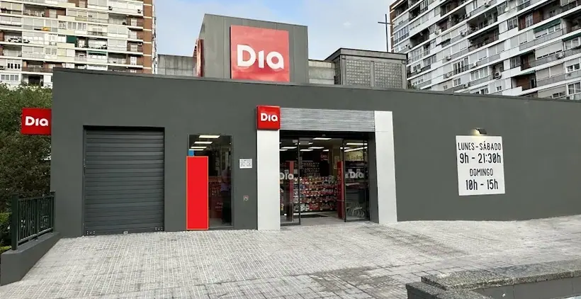 Dia en Avenida Betanzos 69, Madrid