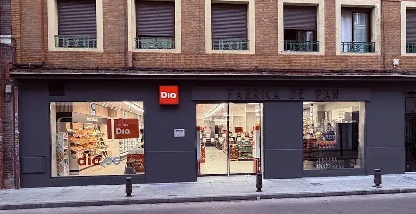 Dia en Avenida Monte Igueldo 77, Madrid