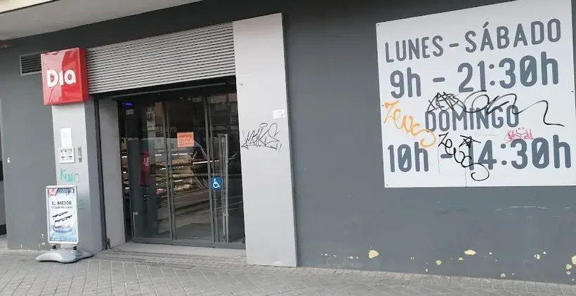 Dia en Avenida Nuestra Señora de Valvanera 79, Madrid