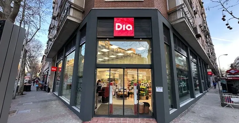 Dia en Calle Avenida Ciudad de Barcelona 59, Madrid