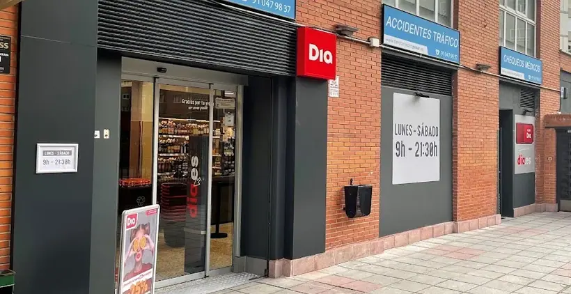 Dia en Calle Caleruega 35, Madrid