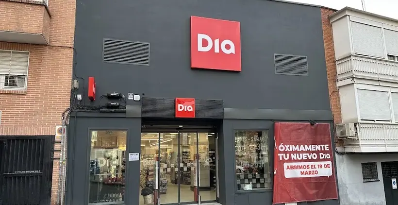 Dia en Calle Carmen Portones 3, Madrid