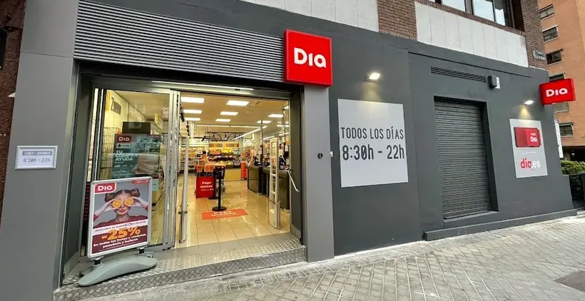 Dia en Calle De la Villa de Marin 23, Madrid