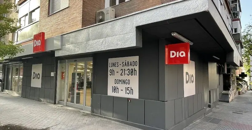 Dia en Calle Del Doctor Esquerdo 155, Madrid