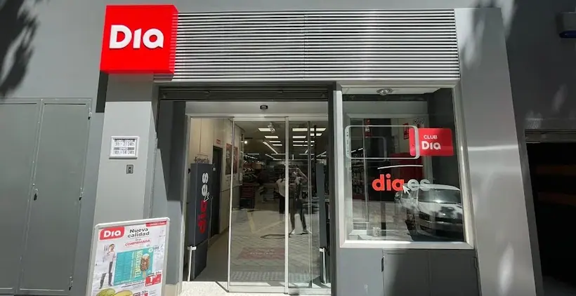 Dia en Calle Del General Cabrera 10, Madrid