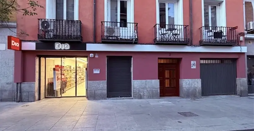 Dia en Calle Duque de Alba 3, Madrid