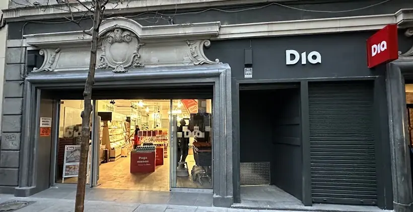 Dia en Calle Infantas 21, Madrid