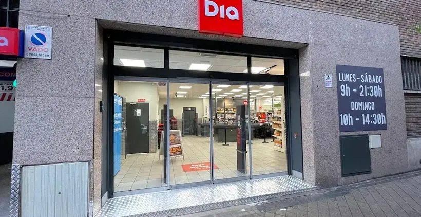 Dia en Calle Manuel Silvela 9, Madrid