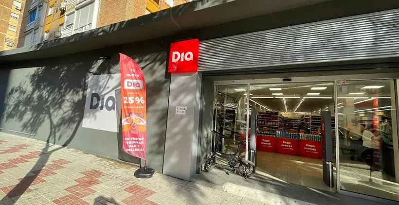 Dia en Calle Ayala 82, Málaga