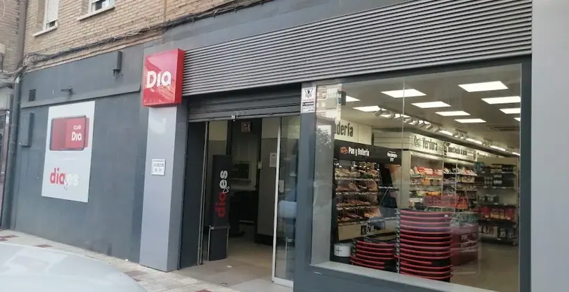 Dia en Calle Manuel Altolaguirre 22-26, Málaga
