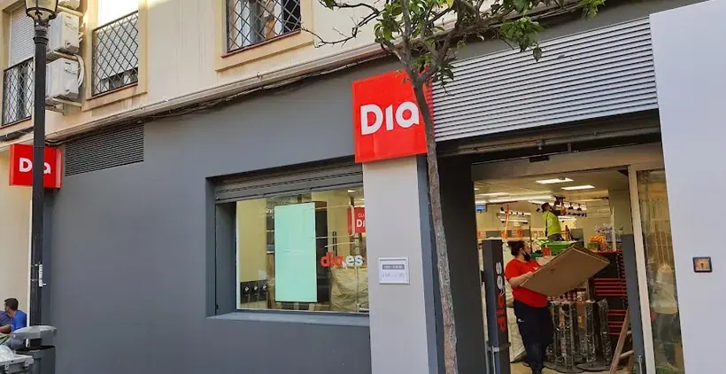 Dia en Calle Victoria 64-66, Málaga