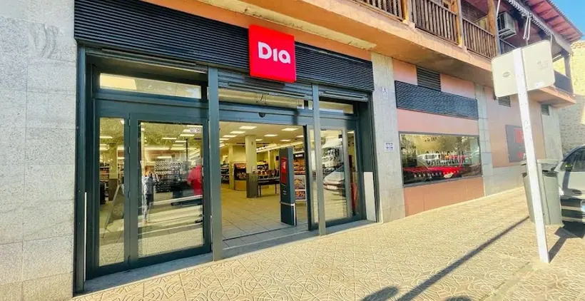 Dia en Avenida De Madrid 8, Manzanares el Real