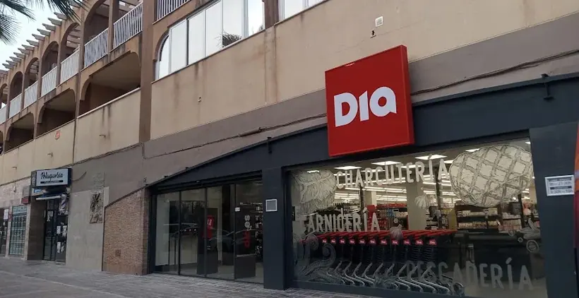 Dia en Avenida Tierno Galvan 18, Mazarrón