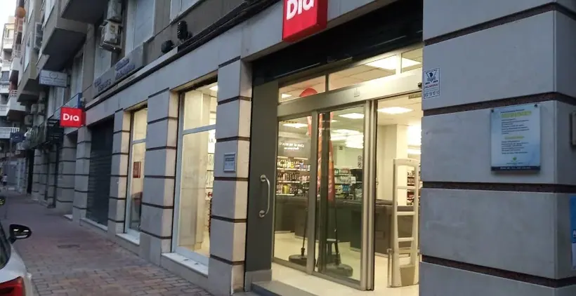 Dia en Avenida Teodomiro 26, Orihuela