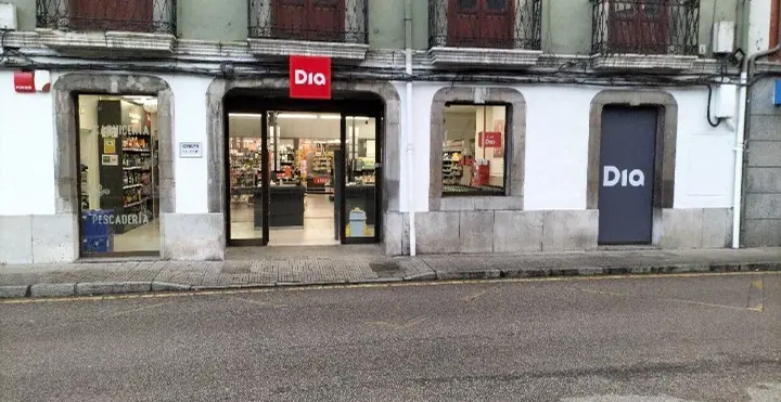 Dia en Avenida Sotomayor 3, Oviedo