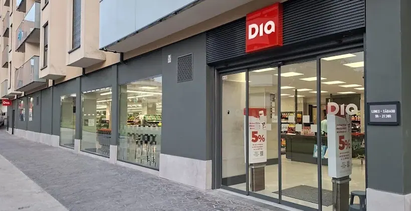 Dia en Calle José Lopez Muñiz 2, Oviedo