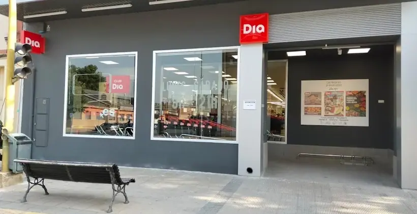 Dia en Avenida Paz 44, Peralta