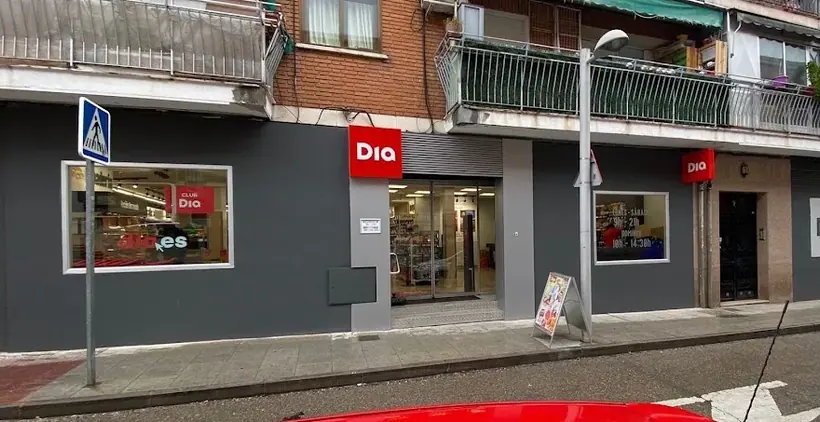 Dia en Calle Perales 9, Pinto