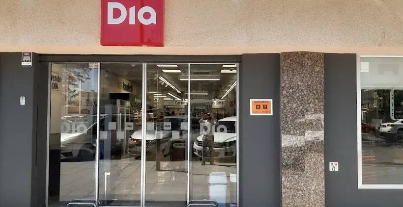 Dia en Avenida De la Paz 34, Puerto de Santa María