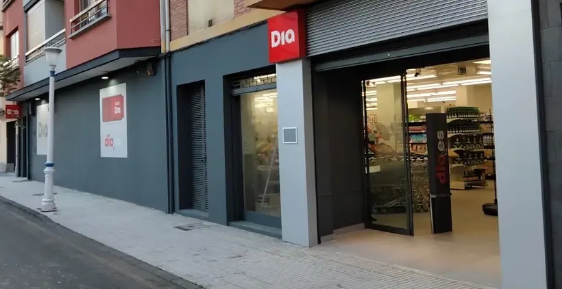 Dia en Calle Dario de Regollos 7-9, Ribadesella