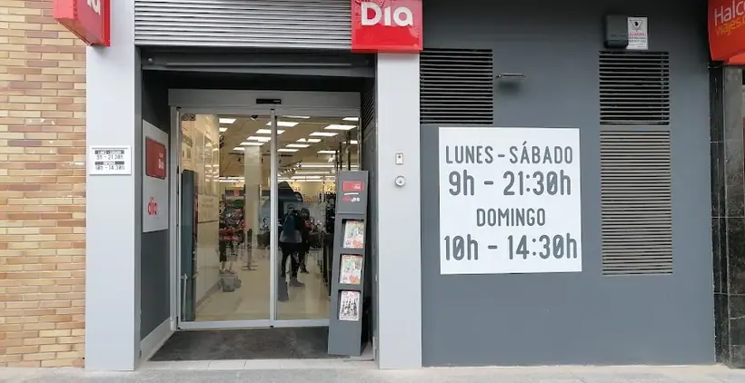 Dia en Calle Real 12, Rozas de Madrid