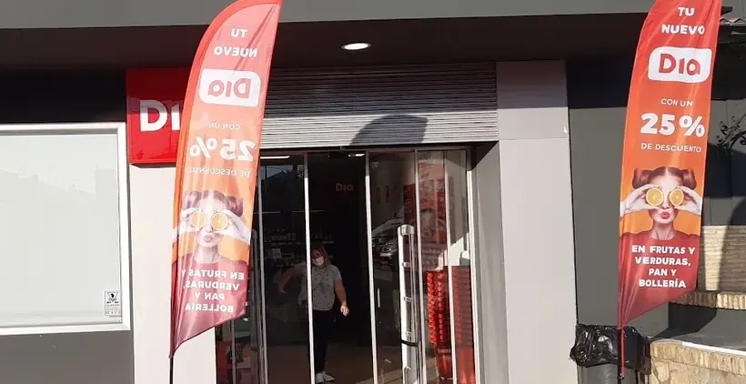 Dia en Avenida Sevilla 18, Salteras