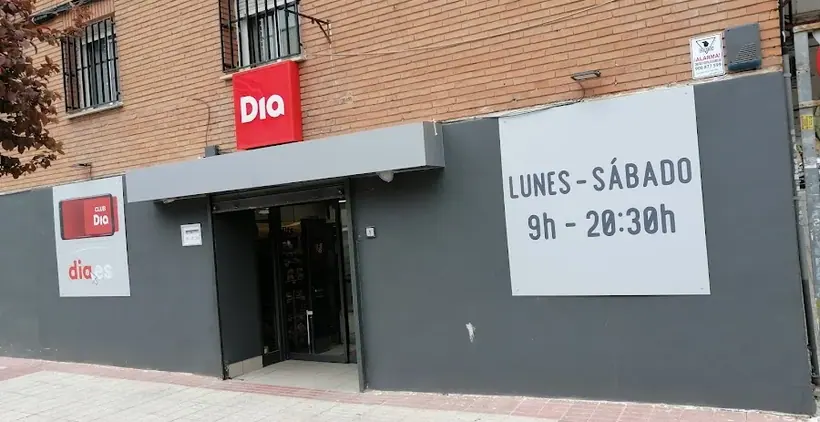 Dia en Avenida Coruña 26, San Fernando de Henares