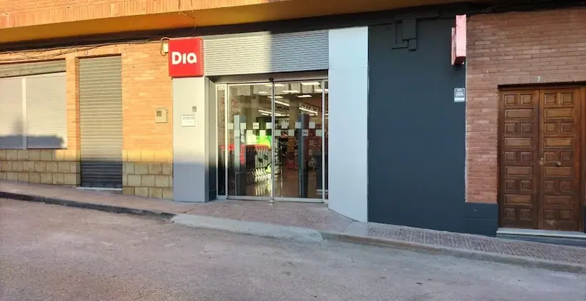 Dia en Calle Jardines 7, Santisteban del Puerto