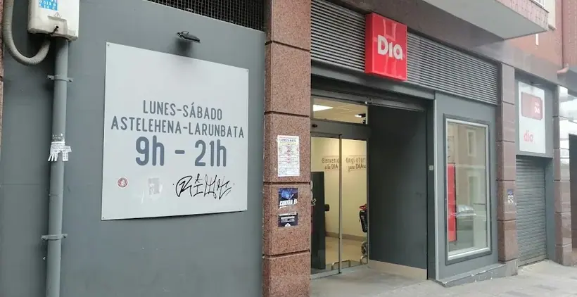 Dia en Calle Santa Eulalia 2A 2B, Santurtzi