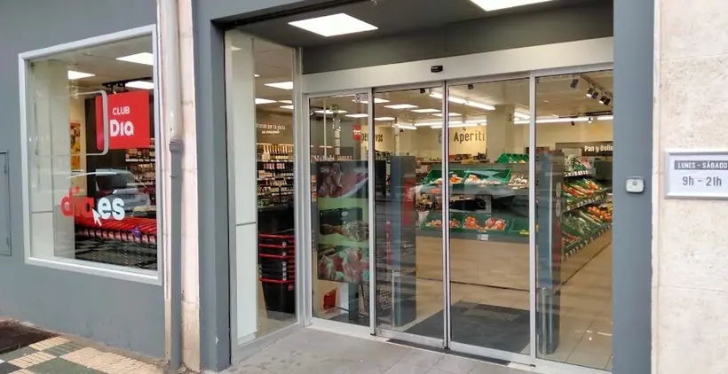 Dia en Avenida Mariano Vicen 15, Soria