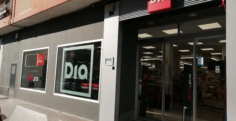 Dia en Carretera Zorrilla 2-4, Valencia