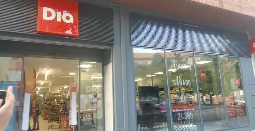 Dia en Calle Puente Colgante 67, Valladolid