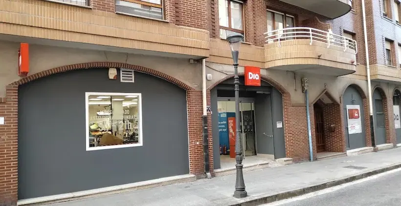 Dia en Calle Dolores Ibarruri 3,5, Valle de Trápaga-Trapagar