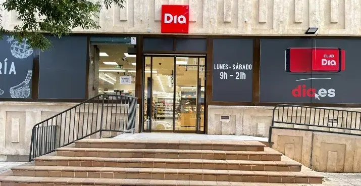 Dia en Calle Nueva 18, Villamuriel de Cerrato