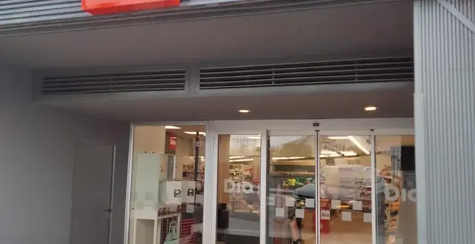 Dia en Avenida Benito Galceran 22-24, Viveiro