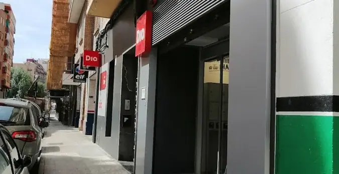 Dia en Calle Maria Moliner 85, Zaragoza