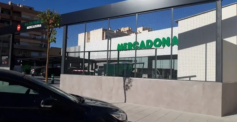 Mercadona en Calle Antonio Machado, 84, Elche
