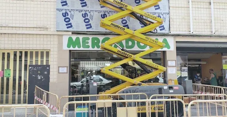Mercadona en Calle Olegario Domarco Seller, 93, Elche