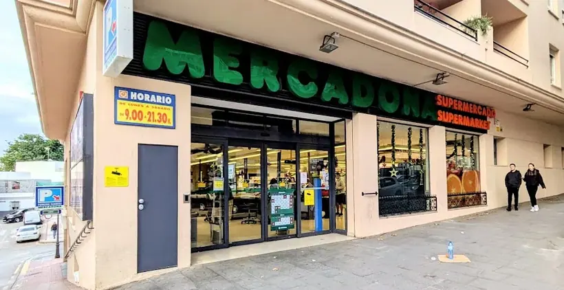 Mercadona en Avenida Andalucía, 20, Estepona