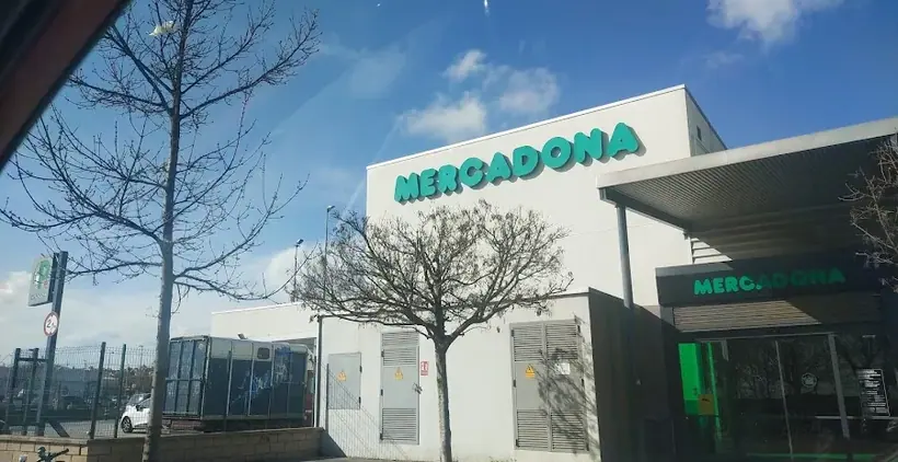 Mercadona en Calle Met Miravitlles, 10, Figueres