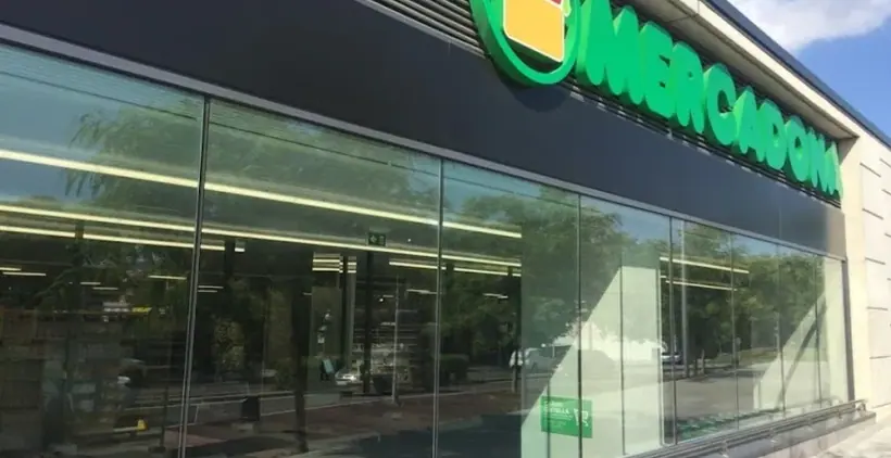Mercadona en Avenida Joan Carles |, 27, Gavà