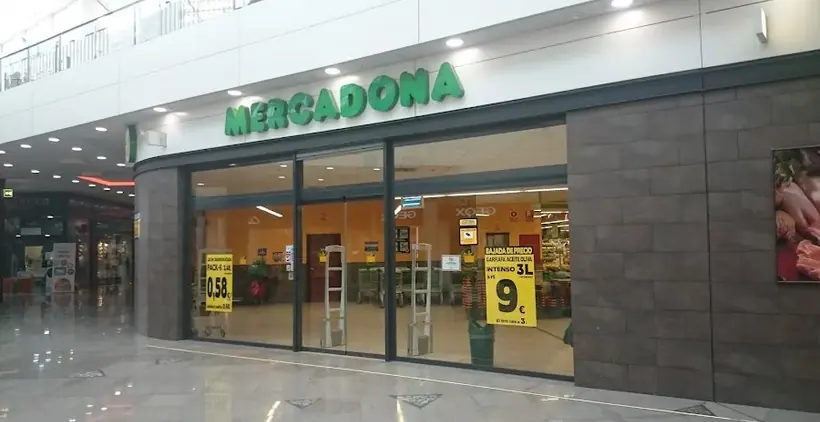 Mercadona en Paseo Laguna de Cameros, 1, Granada