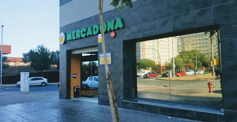 Mercadona en Avenida Alcalde Pedro Rodríguez Glez, Huelva
